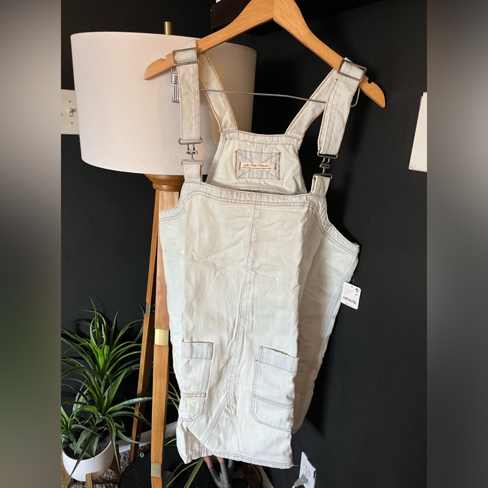 NWT FREE PEOPLE WE THE FREE Overall Smock Mini Top In Bleach Bloom MSRP $98 - Picture 6 of 9